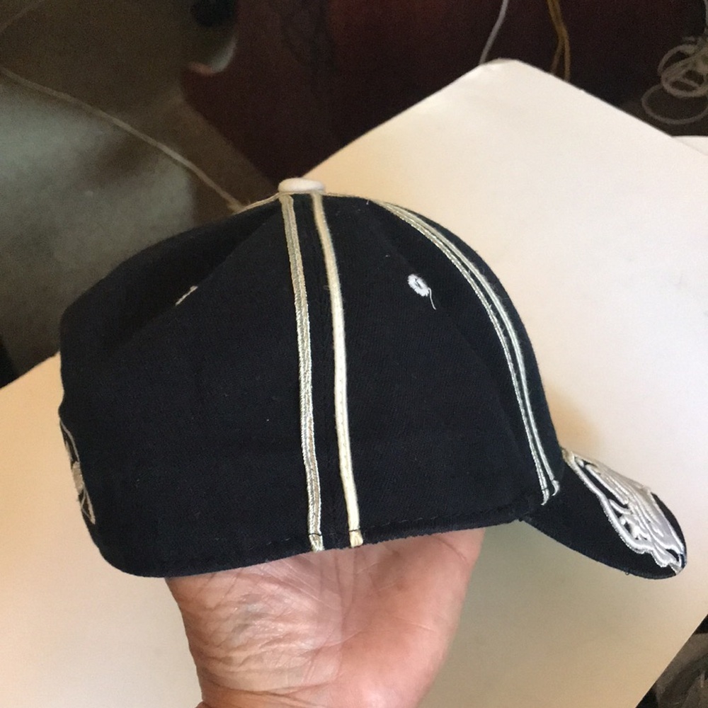 Men’s VT One-Fit Logo Cap - Picture 7 of 10